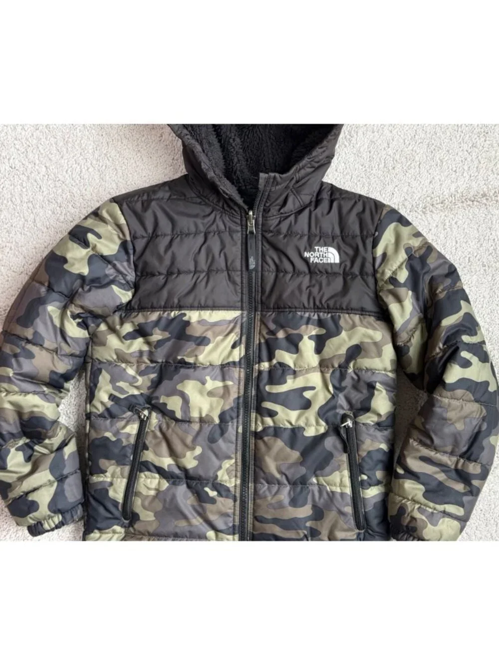 North Face Coat Boys Size Medium 10/12 Fleece Lined Hooded Camo Puffer
